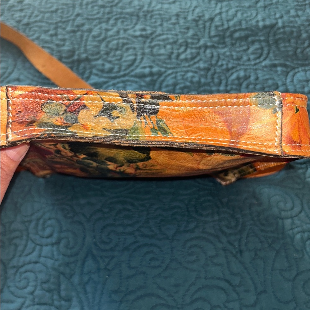 Patricia Nash Multi Color Venezia Crossbody Bag - Picture 8 of 11